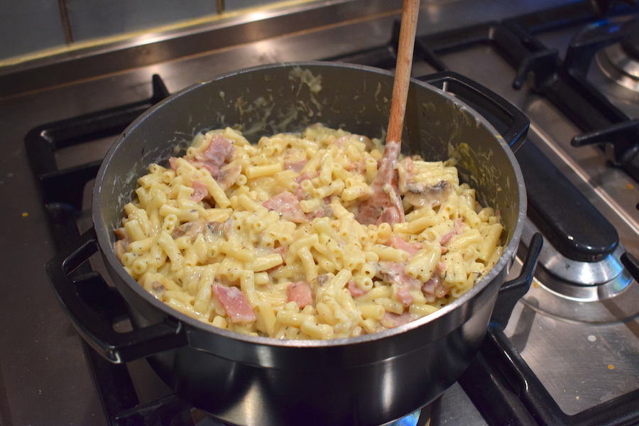 Pasta Mix in Pan